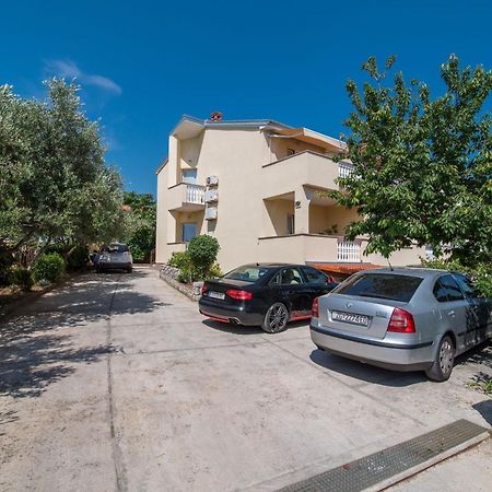 Apartments Bogdanic Krk I Krk Town Eksteriør bilde